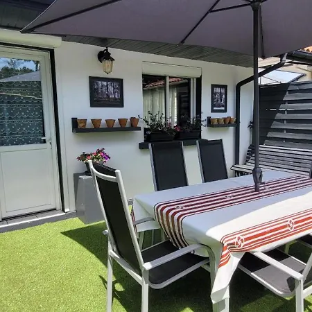 Le Resinier Ferienhaus *